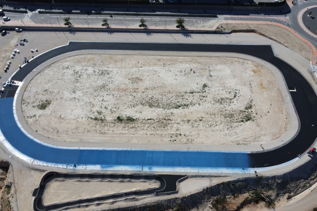 Construcción de instalaciones deportivas públicas: pista de atletismo en Benissa (Alicante)